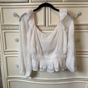 WHITE PEASANT TOP